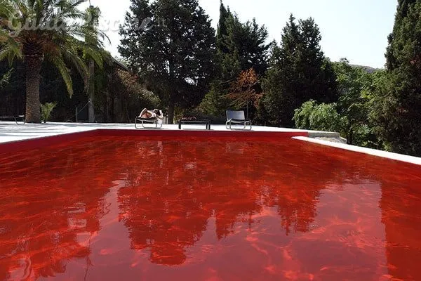 Piscina rossa