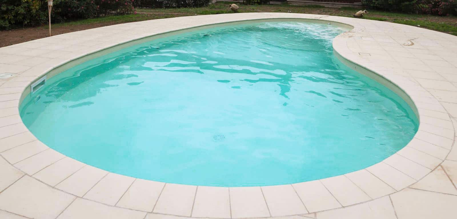 piscine beige color sabbia