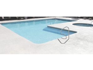 pavimentazione bordo piscina in cemento