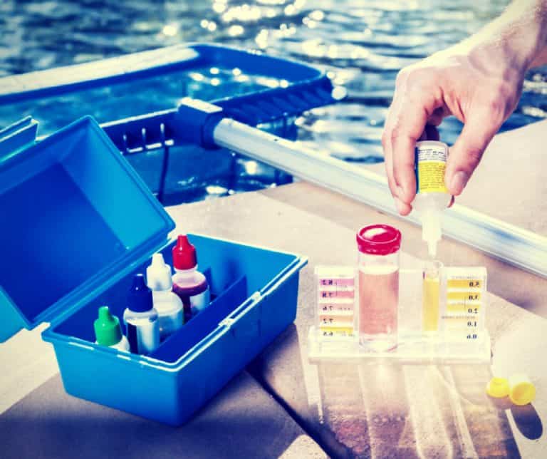 disinfezione piscine senza cloro